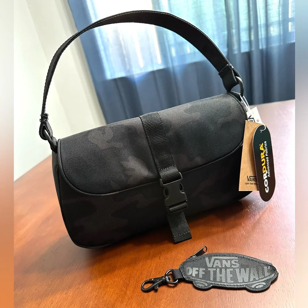 Vans Black Camo Handbag - Picture 2 of 8